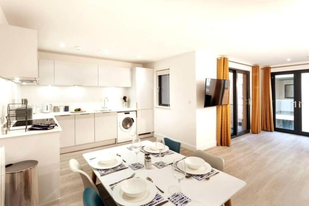 5 Putsborough - Luxury Apartment At Byron Woolacombe, Only 4 Minute Walk To Woolacombe Beach! 外观 照片
