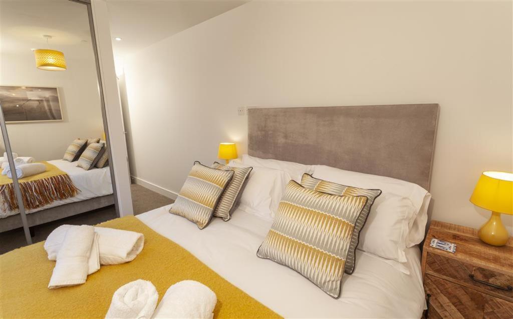 5 Putsborough - Luxury Apartment At Byron Woolacombe, Only 4 Minute Walk To Woolacombe Beach! 外观 照片
