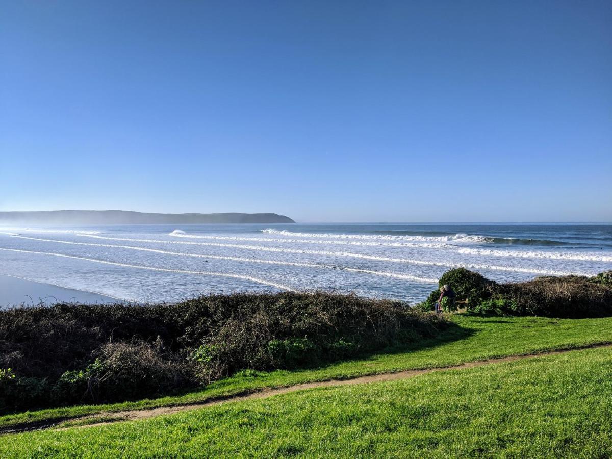 5 Putsborough - Luxury Apartment At Byron Woolacombe, Only 4 Minute Walk To Woolacombe Beach! 外观 照片